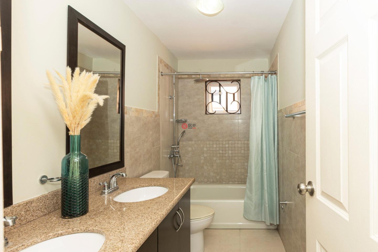 牙买加SurreySt Andrew的联排别墅，13 18 Hopefield Avenue，编号77696879