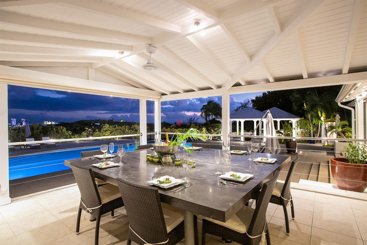 圣马丁岛的独栋别墅，Terres Basses，编号76417947