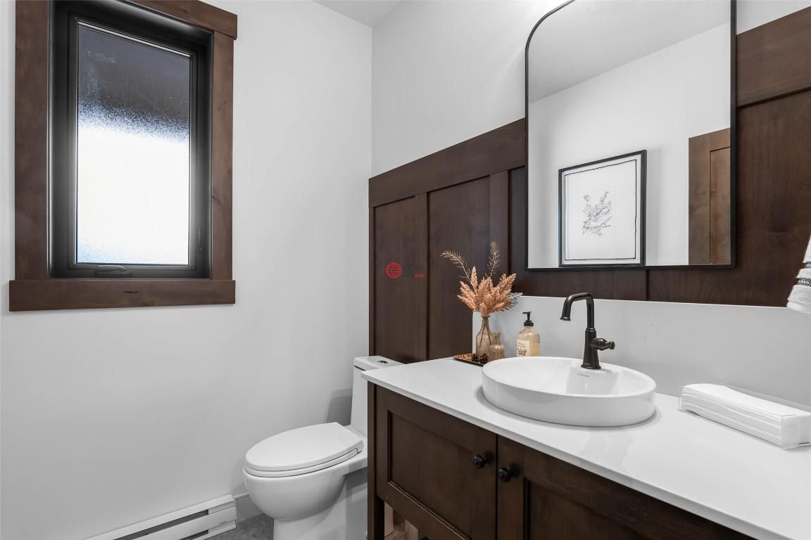 加拿大不列颠哥伦比亚省Sun Peaks的联排别墅，7000 MCGILLIVRAY LAKE，编号75526808