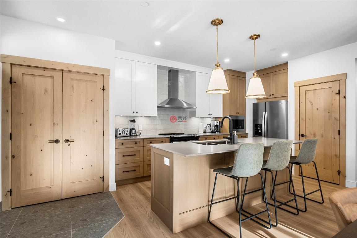 加拿大不列颠哥伦比亚省Sun Peaks的公寓，7005 MCGILLIVRAY LAKE，编号75524995