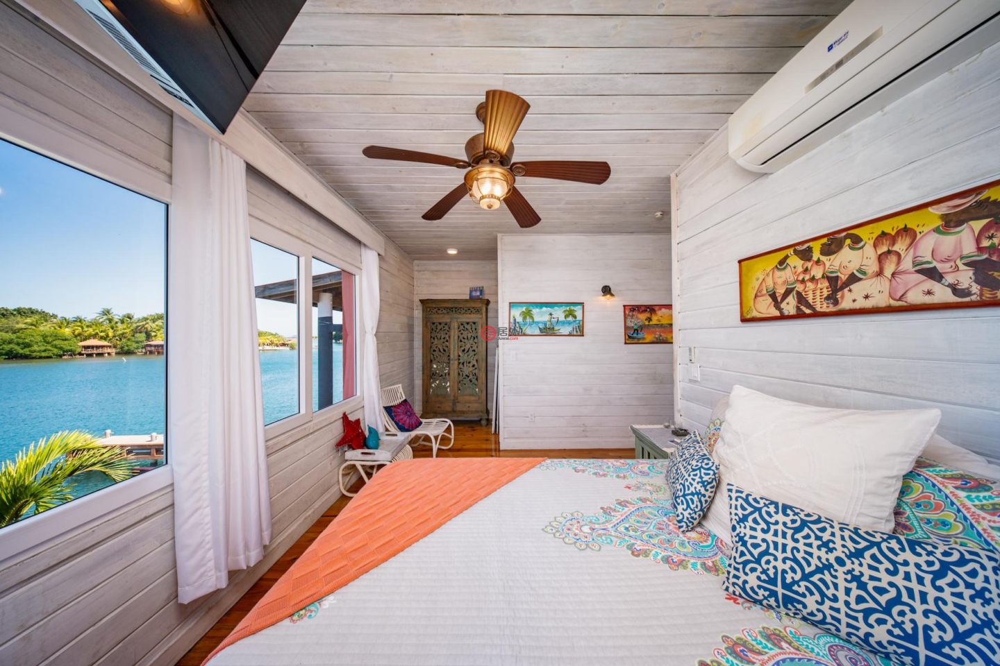 洪都拉斯海湾群岛Roatán的独栋别墅，Unique Over-The-Water Home Anthony's Key Road，编号76655198