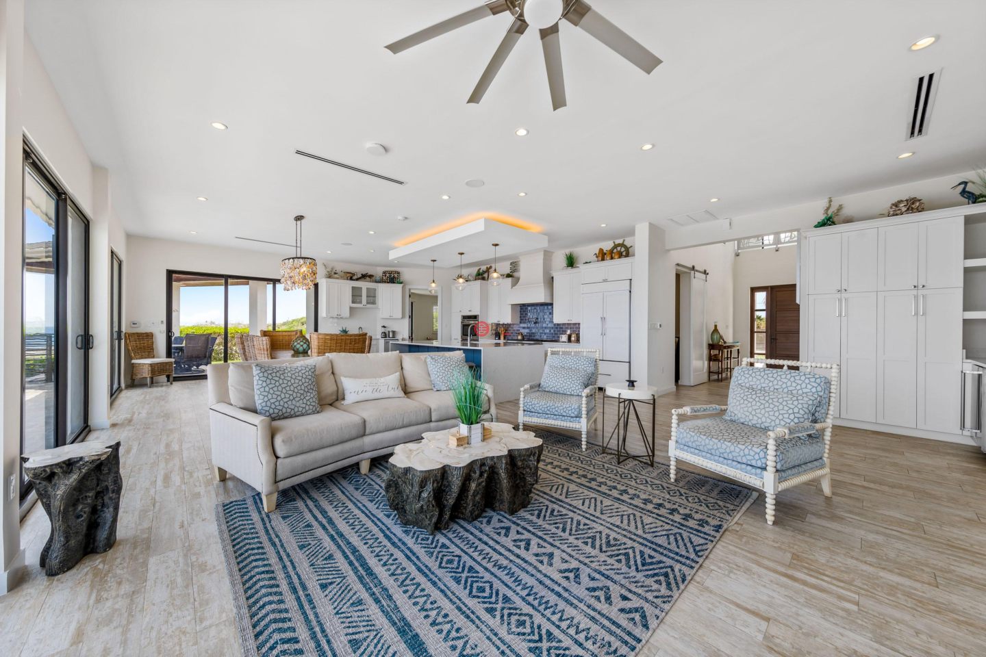 开曼群岛的独栋别墅，1696 Sea View，编号78514506