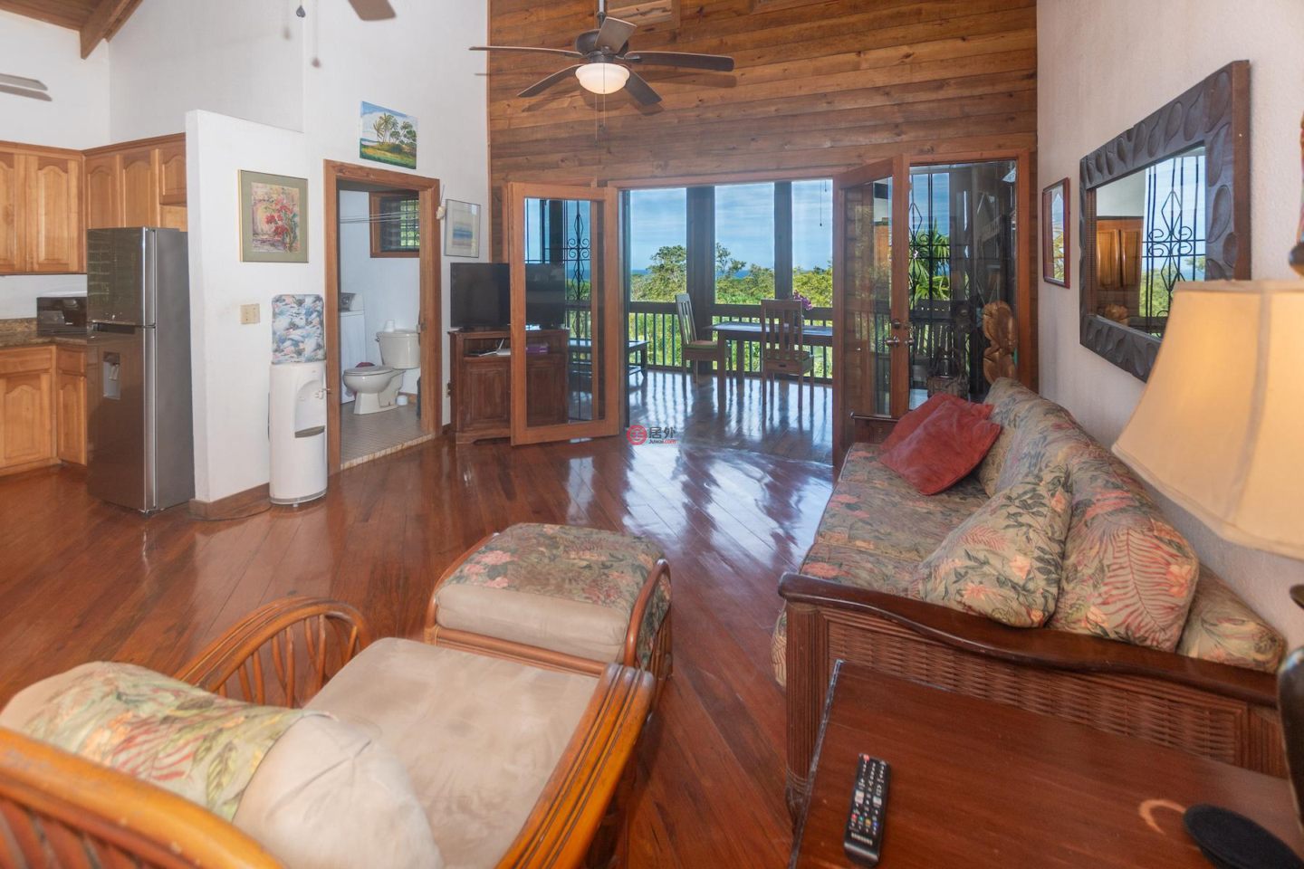 洪都拉斯海湾群岛Roatán的独栋别墅，Charming Garden Hillside 2B/1.5B Home，编号76854666