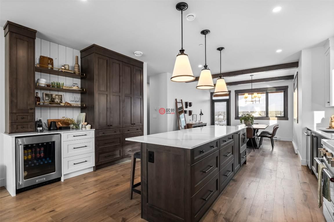 加拿大不列颠哥伦比亚省Sun Peaks的联排别墅，7000 MCGILLIVRAY LAKE，编号75529298