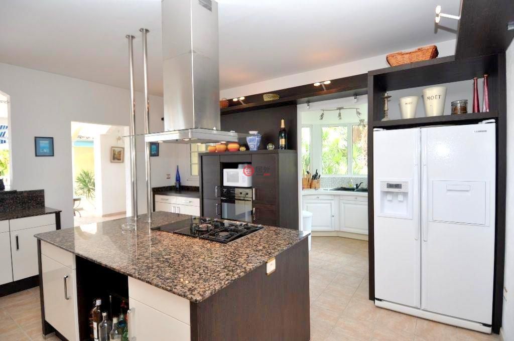 圣马丁岛Collectivité de Saint-Martin的独栋别墅，编号32455889