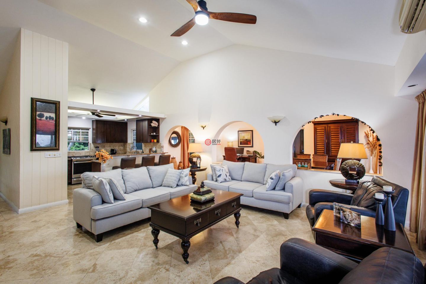 特克斯與凱科斯群島的独栋别墅，Mountain View Residences 2 Homes - 6 Bedrooms，编号78100362