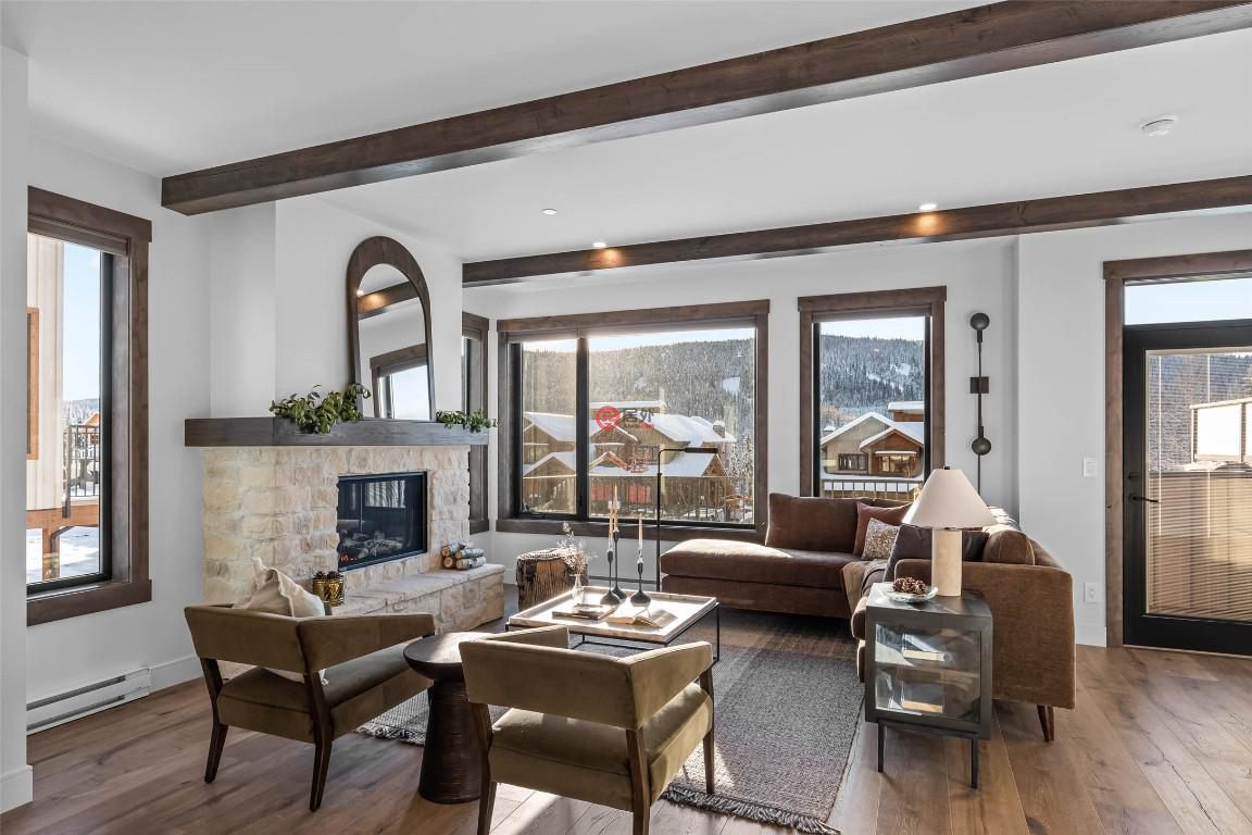 加拿大不列颠哥伦比亚省Sun Peaks的联排别墅，7000 MCGILLIVRAY LAKE，编号75524129