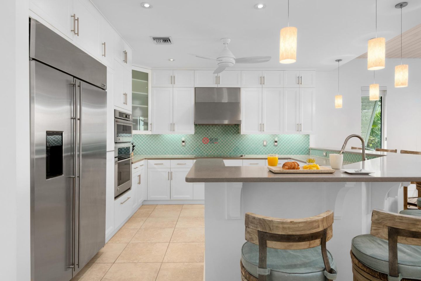 特克斯與凱科斯群島的独栋别墅，20 Harbour Gates，编号77947343