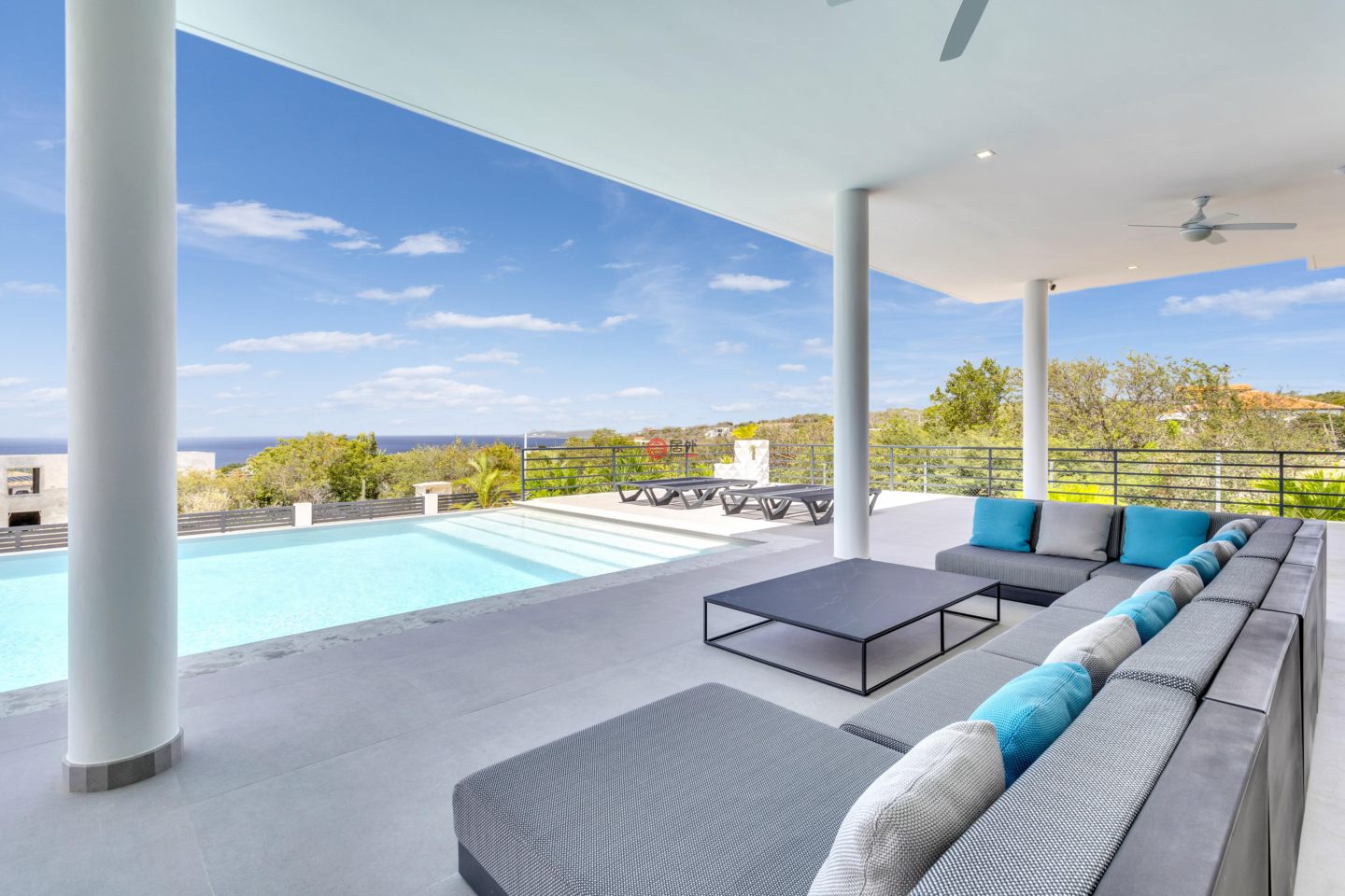 荷兰加勒比区克拉伦代克的独栋别墅，Crown Terrace #94，编号76393961