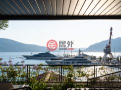 居外网在售黑山共和国2卧4卫的公寓总占地237平方米