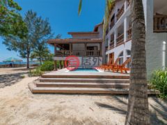洪都拉斯海湾群岛Roatán的独栋别墅，Island House with Dock & Boats in Parrot Tree，编号77810415