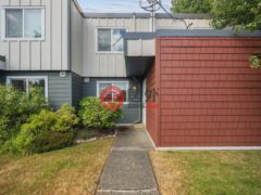 加拿大不列颠哥伦比亚省Courtenay的联排别墅，255 Anderton，编号78480639