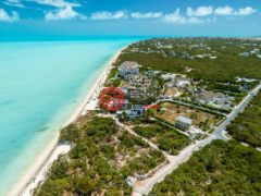 特克斯與凱科斯群島的住宅用地，Beach Front Land Long Bay Hills，编号78100327