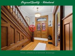 加拿大安大略省Selwyn的独栋别墅，16 Albert Street #Lakefield，编号77841435