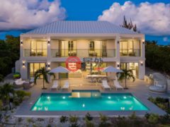 特克斯與凱科斯群島的独栋别墅，Villa Enandi - Canalfront Pinta Lane，编号78492973