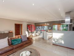南非豪登省Randburg的独栋别墅，115 Beech Avenue Northcliff，编号78016515