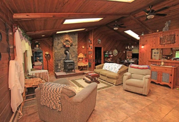 美国纽约州stillwater3卧2卫的房产